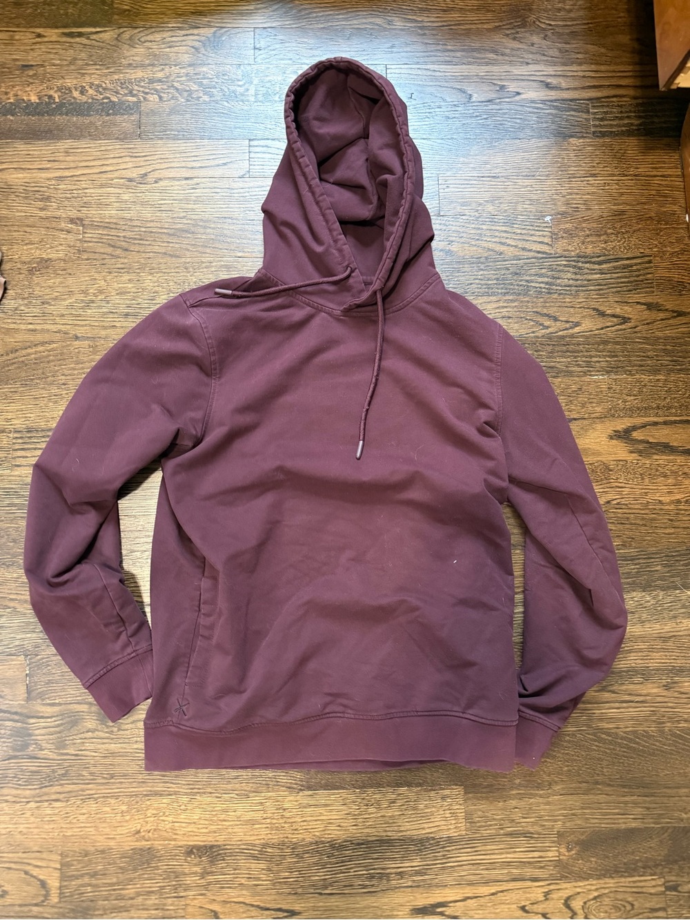 Cuts Clothing Men's Maroon Pullover Hoodie